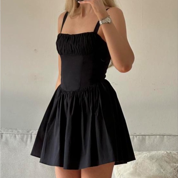 Zara VOLUMINOUS SKIRT DRESS - Picture 8 of 9